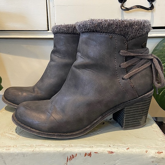 Roxy Dakota Gray Heeled Faux Fur Boot - Picture 2 of 10